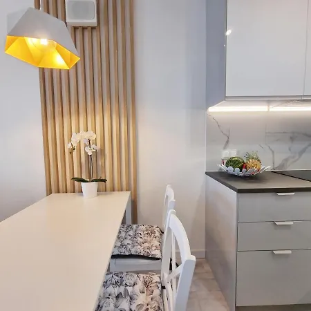 365pam - Alabaster - Basen, Sauna, Jacuzzi, Silownia, Restauracja