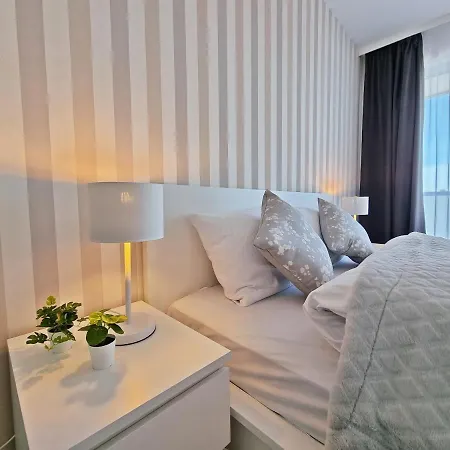 365pam - Alabaster - Basen, Sauna, Jacuzzi, Silownia, Restauracja Apartman *