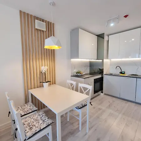 365pam - Alabaster - Basen, Sauna, Jacuzzi, Silownia, Restauracja Апартаменты Колобжег